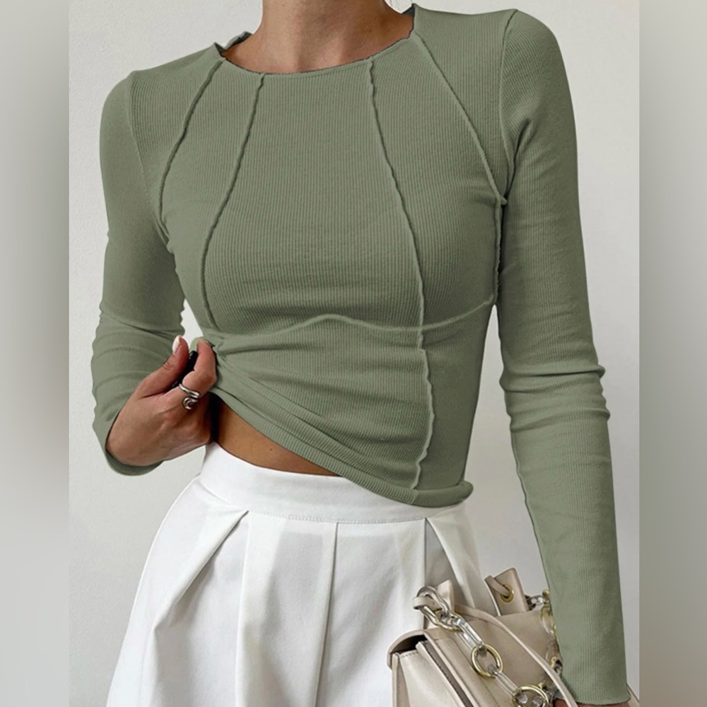 NWOT Commense Sage Green Ribbed Long-Sleeve Seam Top Sz XSmall